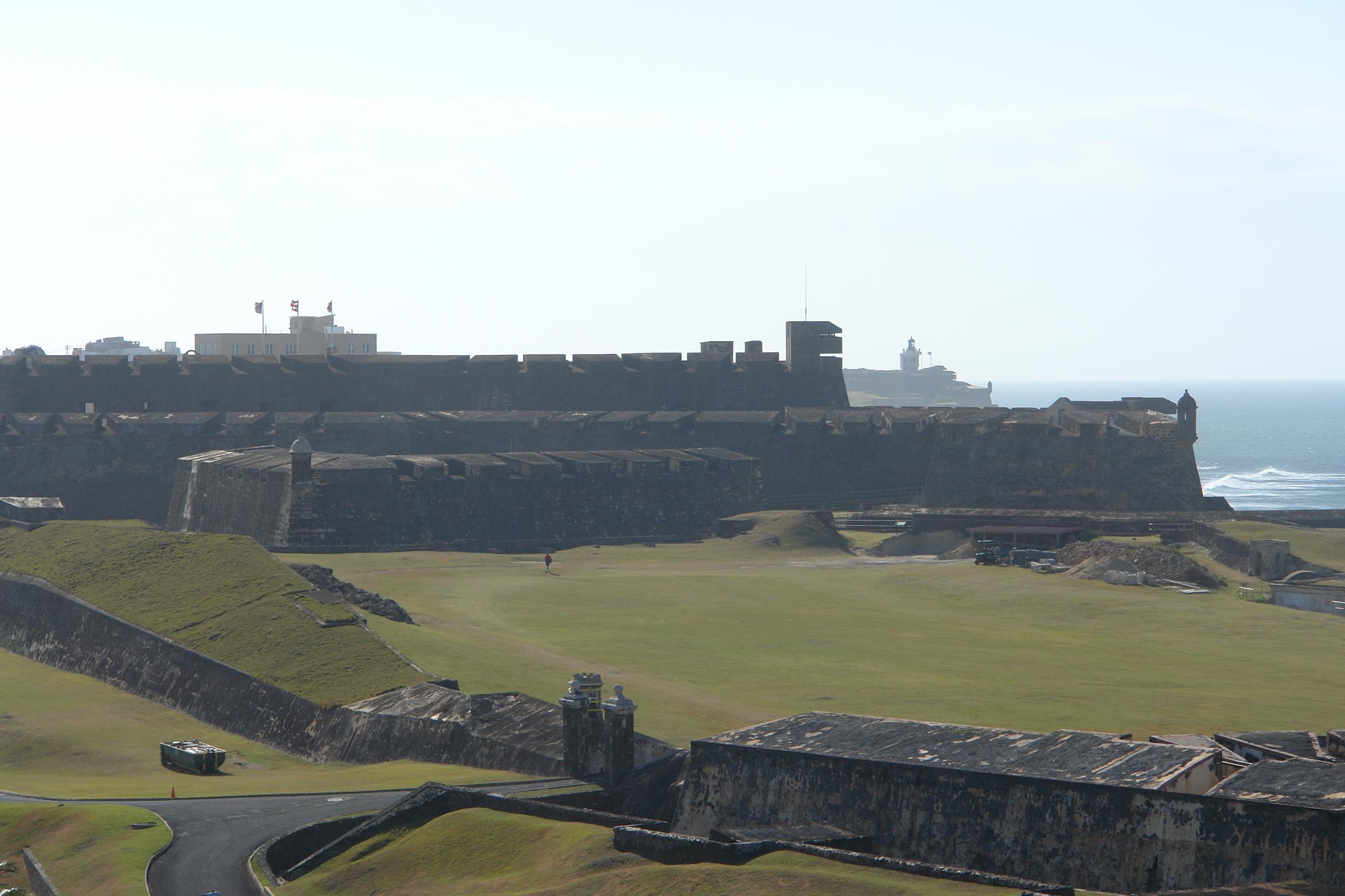 Capitolio de Puerto Rico - San Juan (Puerta de Tierra) - 2011 00113